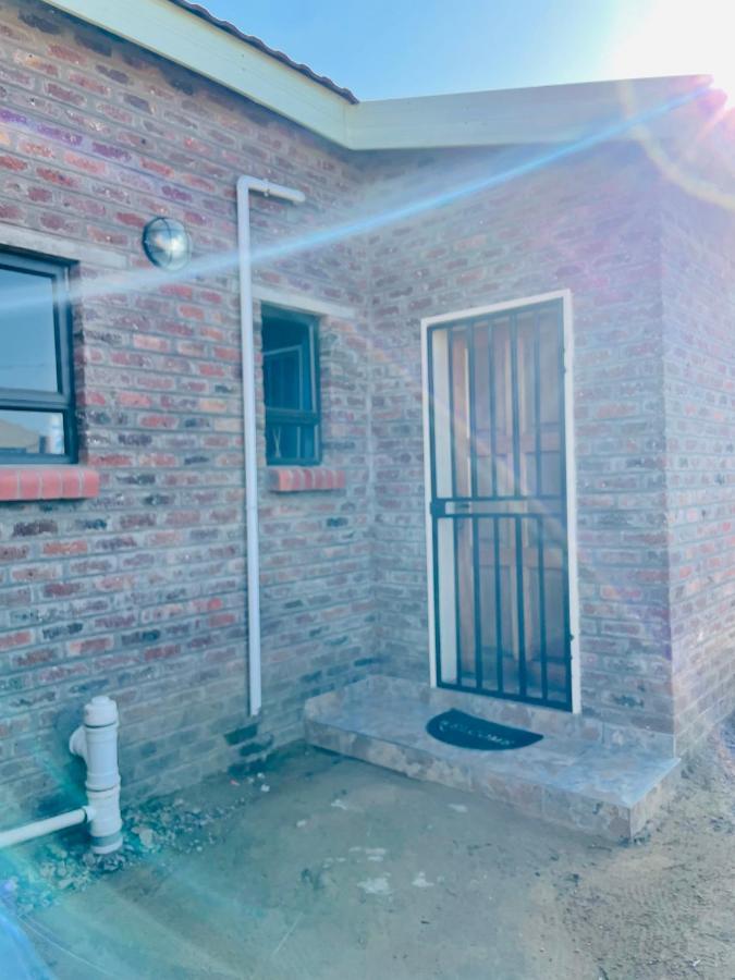 Moh Ville Guest House Maseru Exteriör bild
